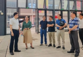 中山市文广旅局局长萧亦充到港口镇调研游戏游艺产业