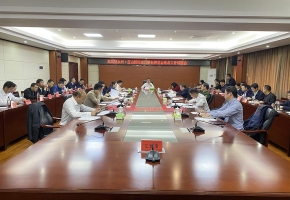 县委书记龙向洋：努力将皮具箱包博览会办成有水平、有档次、有特色的盛会