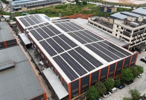 韶关乐昌屋顶光伏“借光生金” ，照亮集体经济增收路